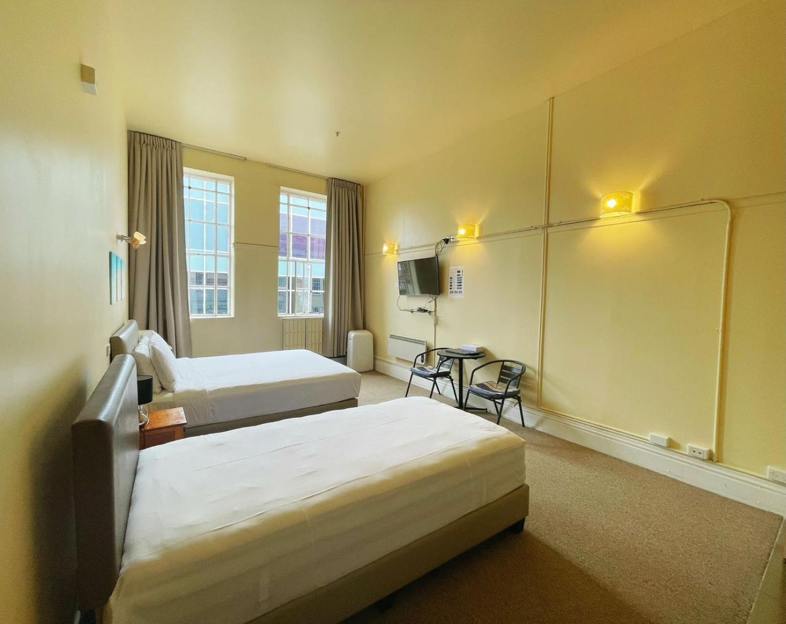 Grand Serviced 4*